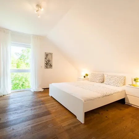 Garden Holiday home